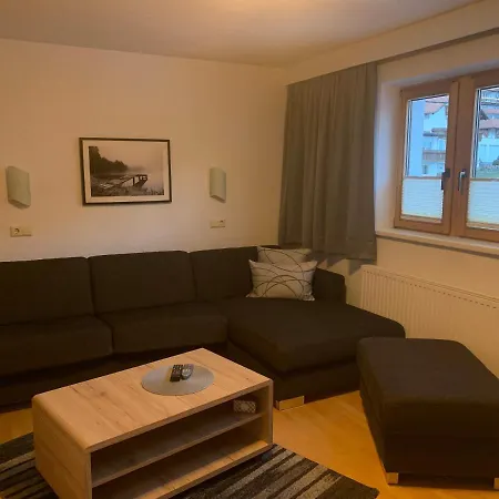 Haus Lawerz Apartman Nauders