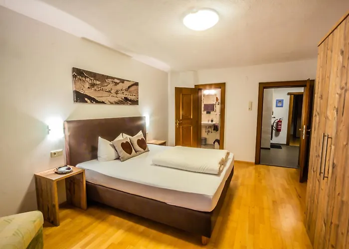 Haus Lawerz * Nauders